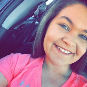 Meet your Posher, Mackenzie